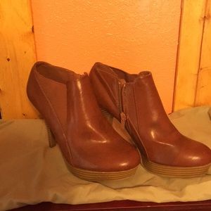 Unlisted by Kenneth Cole Heels